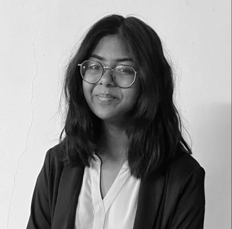 Portrait of Rhia Sakthivel